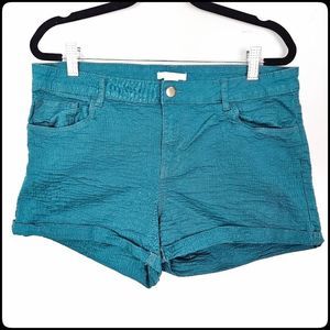 H&M Women's Matte Teal Crinkle Cuffed Summer Casual Lightweight Shorts Size: 12